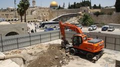 مختصون وباحثون: الحفريات في الأقصى وصلت لنقطة خطيرة