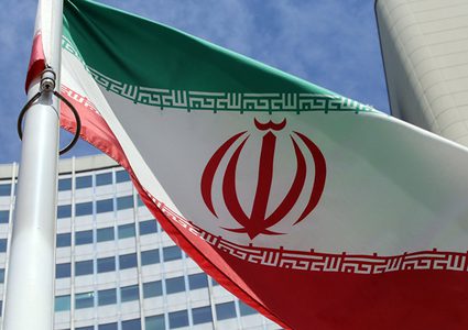 إيران تتوعد بالانتقام لضحايا تفجير الحرس الثوري