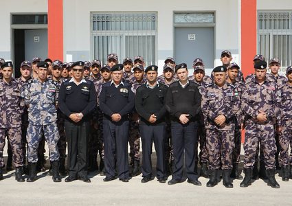 الدفاع المدني يحتفل بتخريج 35 منتسبا جديدا