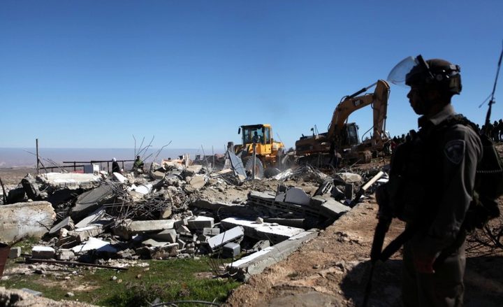 الاحتلال يهدم منزلا في بيت جالا ويشرد قاطنيه