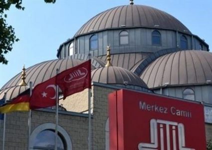 ألمانيا: حظر نشاط الأئمة الأتراك في السجون