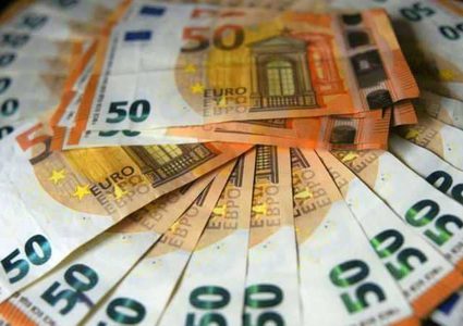 بيانات التجارة الصينية تدعم اليورو