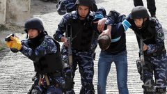 الشرطة تقبض على متهم بارتكاب 12 قضية سرقة في القدس