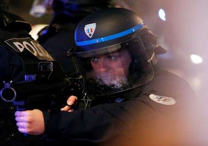 فرنسا تعتقل عنصرًا في المخابرات السورية