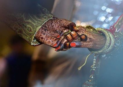 عرس هندي ينتهي بكارثة (فيديو)