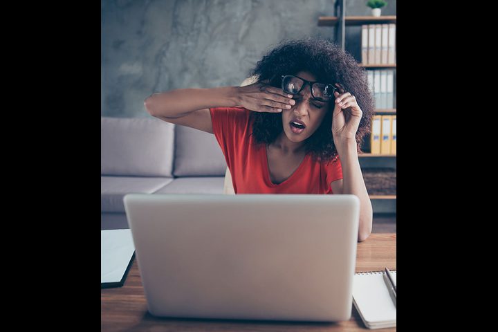 ما هى متلازمة النظر للكمبيوتر؟ أسبابها وأعراضها وعلاجها