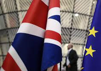 تيريزا ماي تطلب من البرلمانيين مزيدا من الوقت لمحادثات بريكس