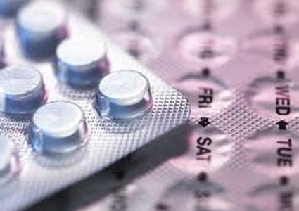 هل تؤثر حبوب الحمل  على عواطف النساء