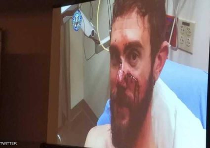 أغرب من الخيال..رجل يصارع أسد بري و يقتله بيده المجردتين!