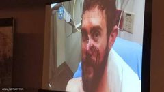 أغرب من الخيال..رجل يصارع أسد بري و يقتله بيده المجردتين!