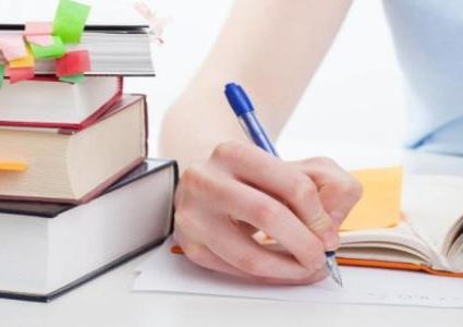 ما مدى تأثر الدماغ بطريقة الجلوس عند الدراسة ؟