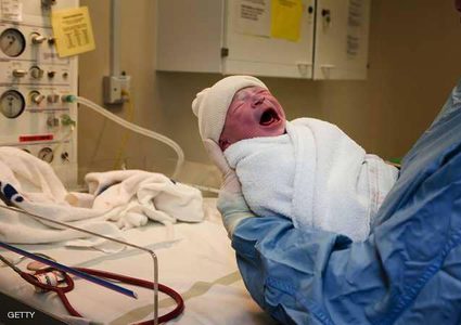 الرجال يمكنهم الولادة الآن.. لكن التكلفة باهظة