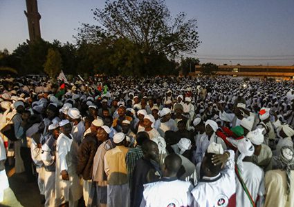 احتجاجات ليلية في أربع ولايات سودانية