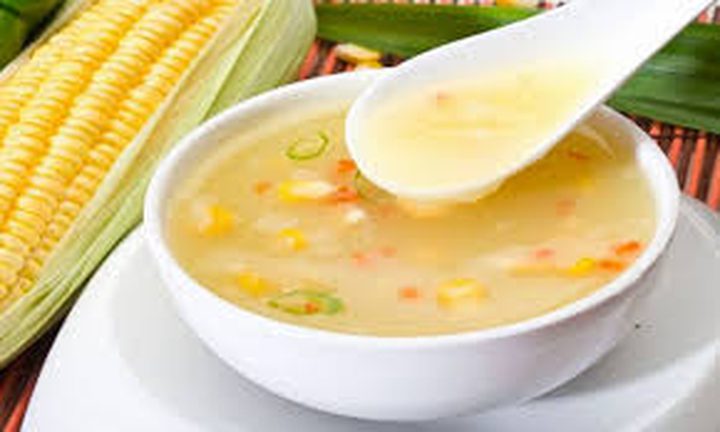 شوربة الشعيرية بالذرة والفطر
