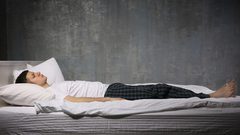 ما هي حالة "شلل النوم"؟ .. وما هو العلاج ؟
