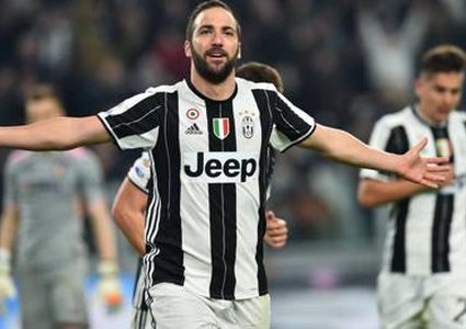 يوفنتوس يواصل التحليق على قمة "الكالتشيو"