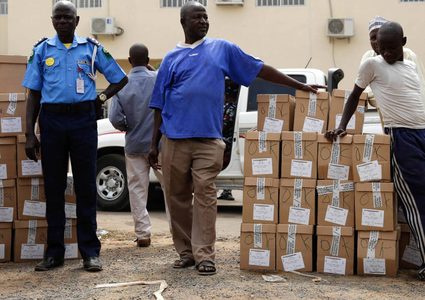 إرجاء الانتخابات في نيجيريا.. قبيل ساعات من بدء الاقتراع