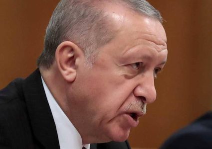 أردوغان يصعد ضد ماكرون بسبب "إبادة الأرمن"