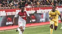 موناكو يهرب من منطقة الهبوط بالدوري الفرنسي