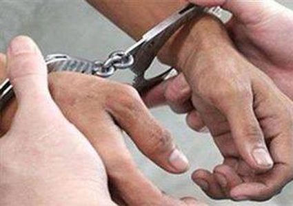 الشرطة تقبض على 3 أشخاص بتهمة اصدار شيكات بدون رصيد