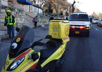 إصابة مستوطن بعملية طعن بالقدس المحلتة