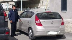 ضبط مركبة مزورة تحمل لوحة ارقام تعود لمركبة قانونية