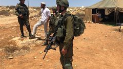 الاحتلال يخطر بإزالة خيمة سياحية شمال نابلس