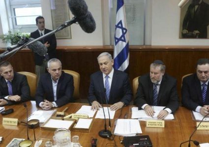 اليوم...الكابينت يناقش خصم مستحقات الشهداء والأسرى