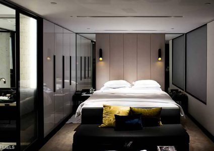 سرير "ذكي" يحميك من "الشريك المزعج"