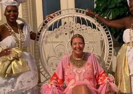 "استعراض معيب" يطيح بمديرة مجلة عالمية