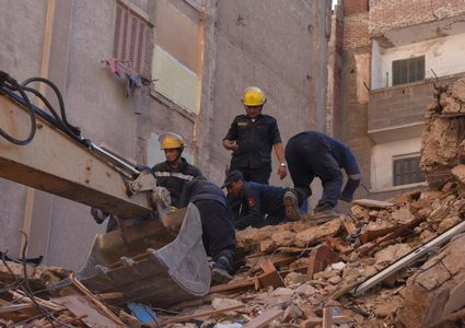 انهيار عقار شمالي مصر