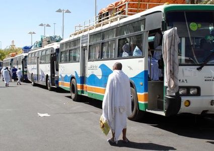 الأوقاف تنهى استئجار حافلات نقل الحجاج إلى الأراضي السعودية