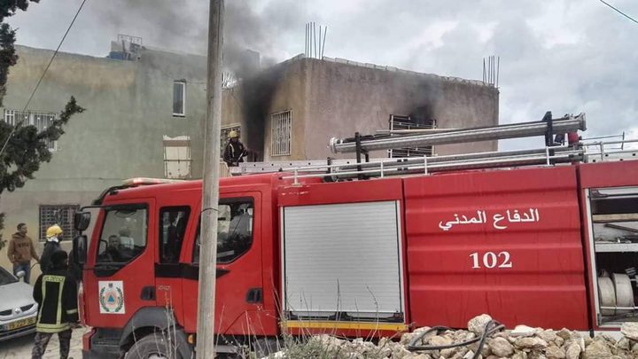 السيطرة على حريق منزل جنوب الخليل