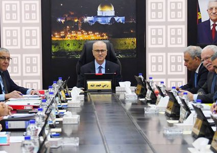 الحكومة تدين استهداف الاحتلال المسجد الاقصى المبارك