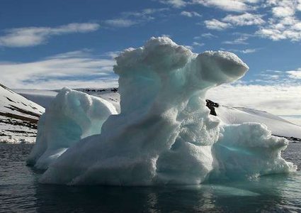 سرقة "مياه جليدية" بآلاف الدولارات في كندا!