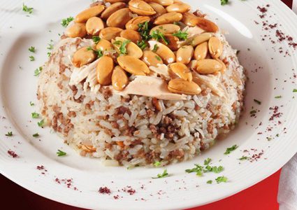 الأرز بالزعفران واللحم المفروم