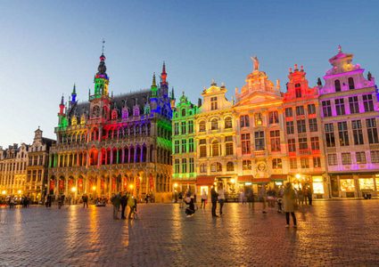 وزراء خارجية الاتحاد الأوروبي يناقشون الوضع في سوريا