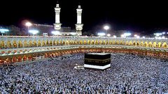 هل الطواف حول الكعبة أولى من إطعام الفقير في غزة؟