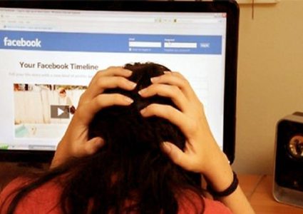 انترنت آمن الحكي فيه لازم" .."أهلك ولاتهلك"