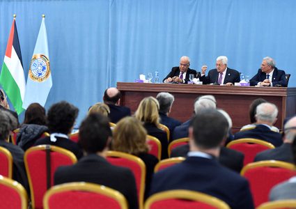 الرئيس يستقبل وفدا من "جي ستريت" وأعضاء من الكونغرس الأمريكي