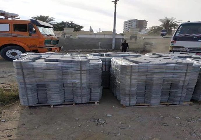 نابلس:الاحتلال يستولي على 4 آلاف متر بلاط بقيمة 100 ألف شيقل