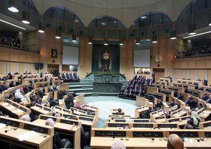 البرلمان الأردني يدعو لطرد سفير "إسرائيل"