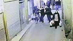 ما مصير السيدة التي كانت تمر أثناء تفجير الأزهر بالقاهرة ؟