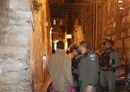 إصابات واعتقالات واسعة عقب اقتحام الاحتلال للمسجد الأقصى