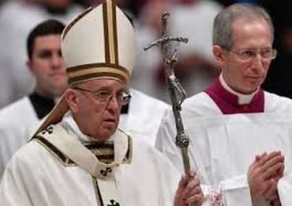 جرائم جنسية بحق قُصّر تجرد أرفع مسؤول بالفاتيكان من صفته