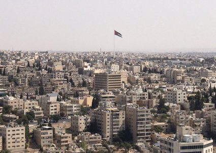 عاطلون عن العمل يجوبون شوارع العقبة في عمّان