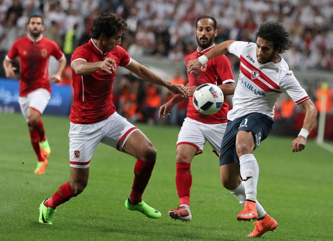 الأهلي يعبر كمين الداخلية والزمالك يسقط بفخ التعادل