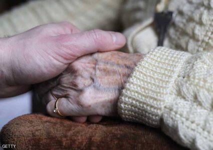 هل تعاني ألزهايمر؟.. 10 أعراض تحدد الإجابة