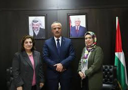 رئيسة ديوان الفتوى والتشريع تبحث مع وزير العدل تحديث التشريعات