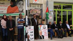 أريحا: وقفة احتجاجية على قرصنة اسرائيل مخصصات الأسرى والشهداء